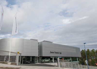 Instalación eléctrica para concesionario de vehículos Porsche en Vigo