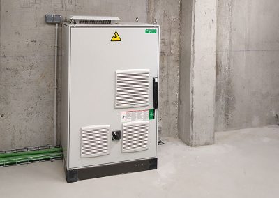 Instalación eléctrica en edificio de oficinas para industria farmacéutica en O Porriño