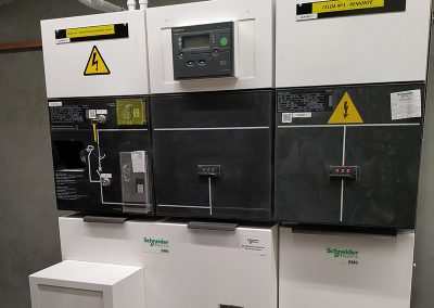 Instalación eléctrica en edificio de oficinas para industria farmacéutica en O Porriño